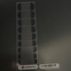 ✨5 for $20✨ Winter Lace Jamberry half sheet